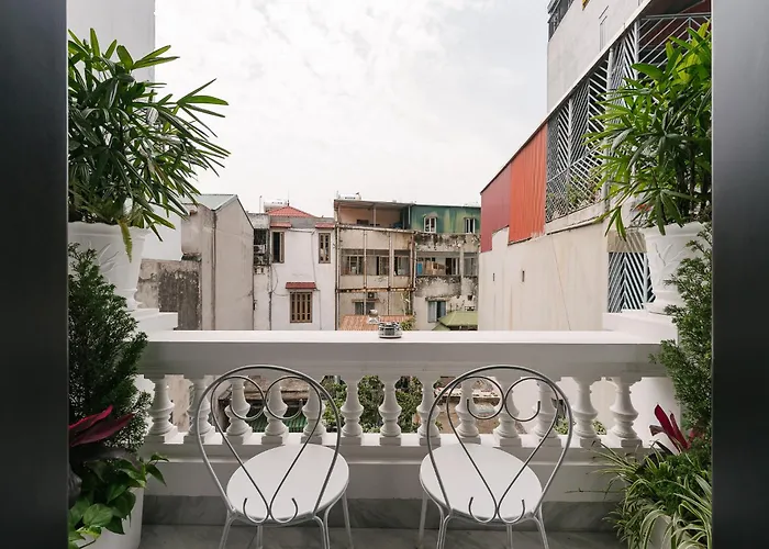 Tamundi Alley Homestay- Dragon Teeth- The Old Quarter Ha Noi